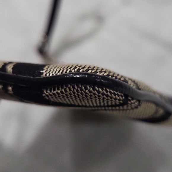 Authentic EUC Coach signature canvas wallet Wristlet designer luxury - Picture 8 of 8